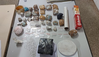 PM apreende suspeito com entorpecentes em Ribeira do Amparo