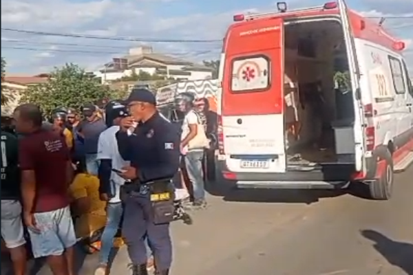 Acidente entre motos próximo ao Contorno de São José deixa idoso ferido