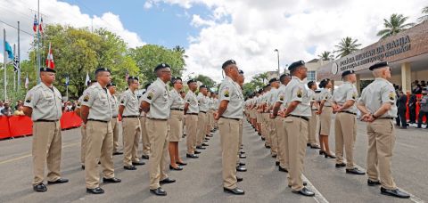 PM forma novos sargentos, que vão reforçar o policiamento na capital e interior