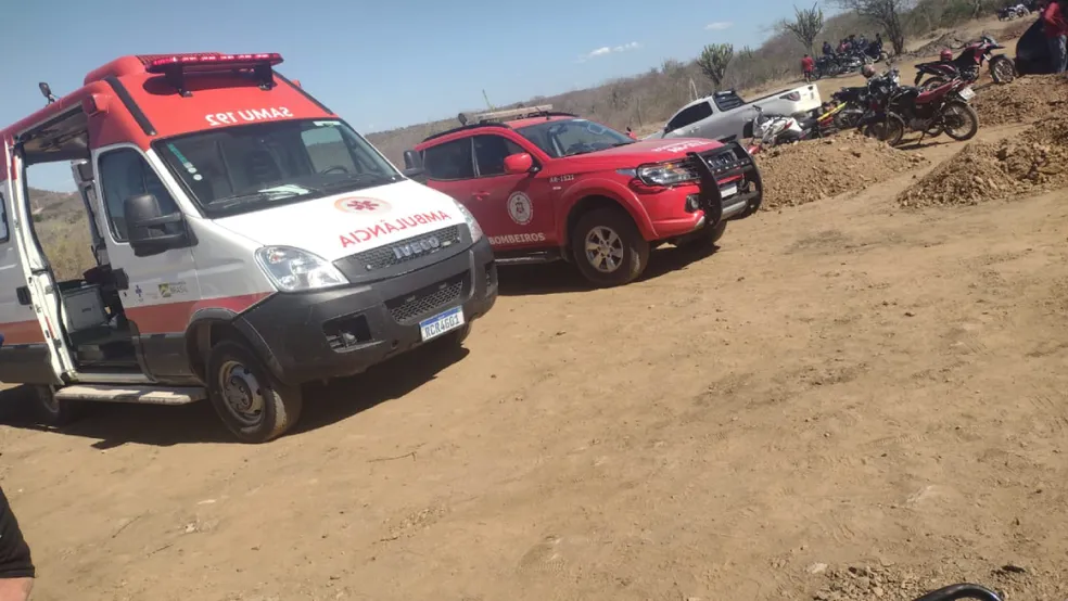 Uma pessoa desaparece e duas ficam feridas após deslizamento de terra em garimpo de ouro na Bahia