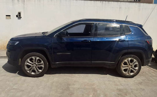 Carro com restrição de roubo é recuperado após ser deixado para reparo em oficina de Santaluz