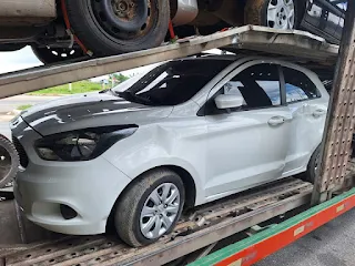 PRF recupera carro roubado em SP que seria levado para Cansanção