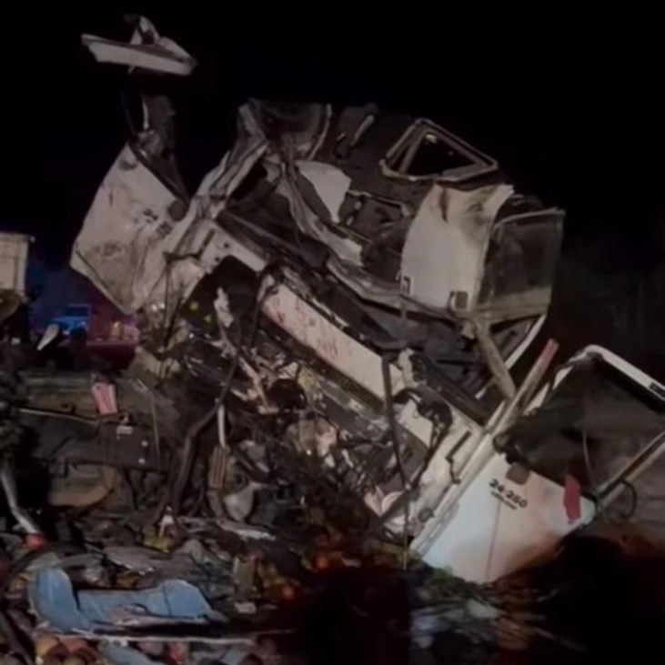 Perito da tragédia na BR-324 revela detalhes da colisão que matou 24 pessoas na Bahia