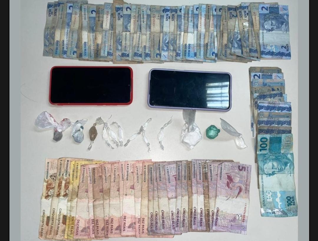 FLAGRANTE! Dona de comércio e homem são presos por tráfico em Ponto Novo