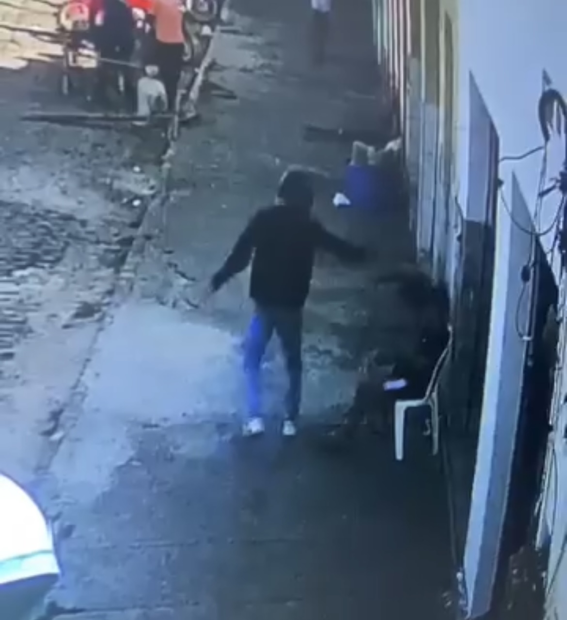 Vídeo mostra execução na feira de Cansanção; assista