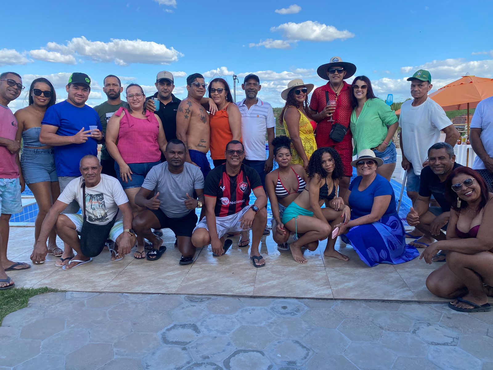 Associação de Ambulantes de Queimadas faz confraternização