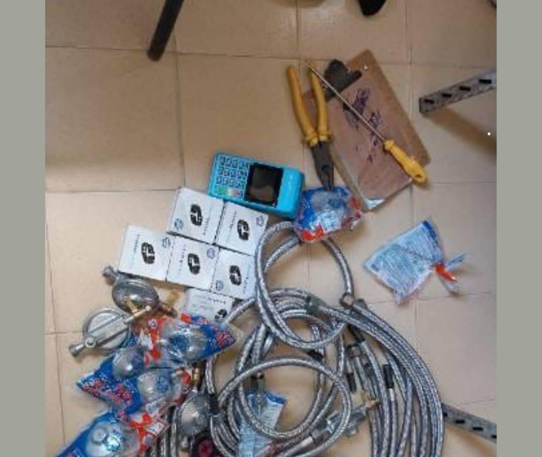 ‘Golpistas da Kombi’: grupo é preso por cobrar R$ 400 por simples serviço em Retirolândia