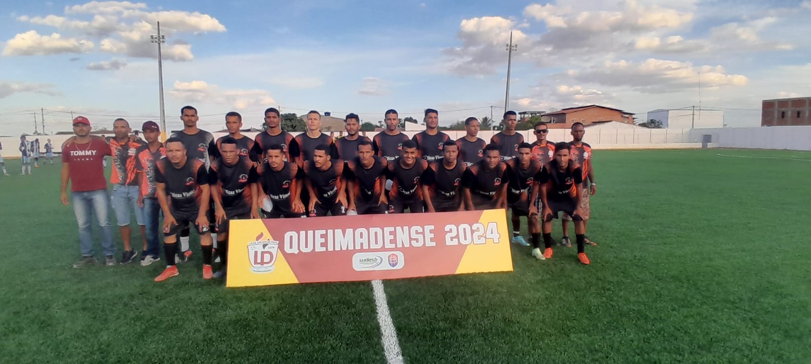 Competição que vai distribuir R$ 20 mil, campeonato queimadense é aberto com Jacurici x Unidos da Leste