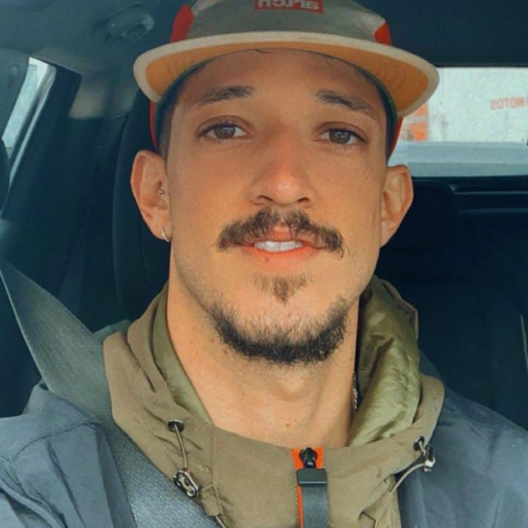 Homem morre dias após acidente na BA-120 e tia relembra encontro em Queimadas: ‘amor’