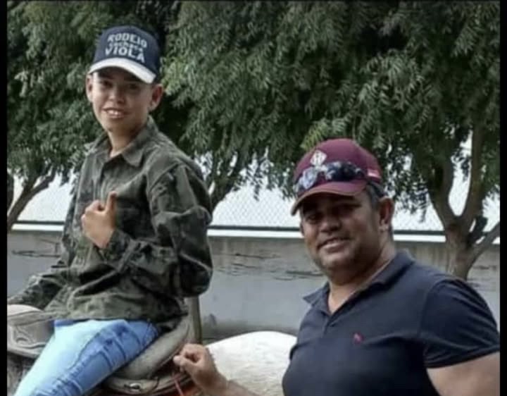 Pai e filho de 14 anos são mortos a tiros em Caém