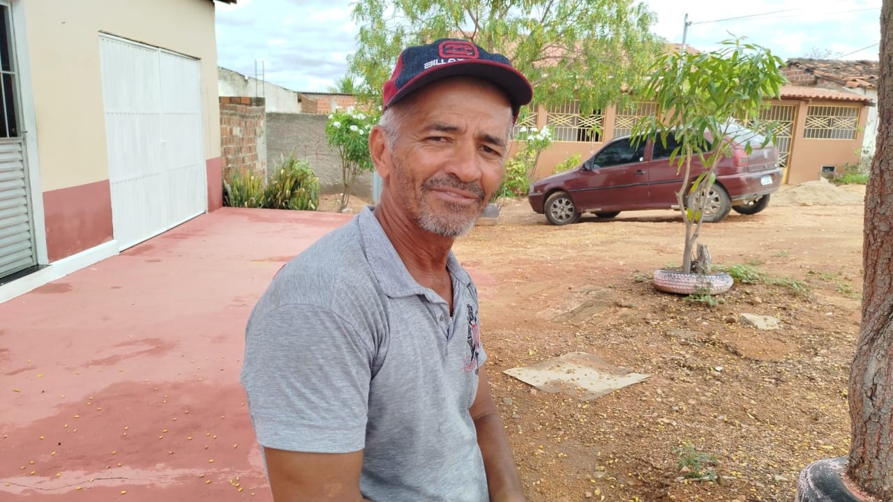 Demitido, ‘Lucinho Coveiro’ se diz desrespeitado após 28 anos de trabalho: ‘Já veio com outro para meu lugar’