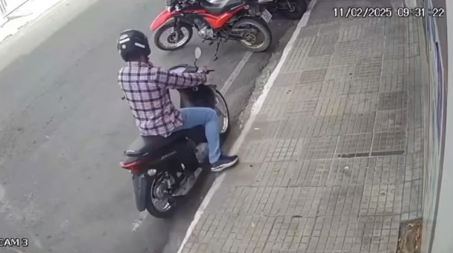 Vídeo mostra atirador que matou advogado em Coité