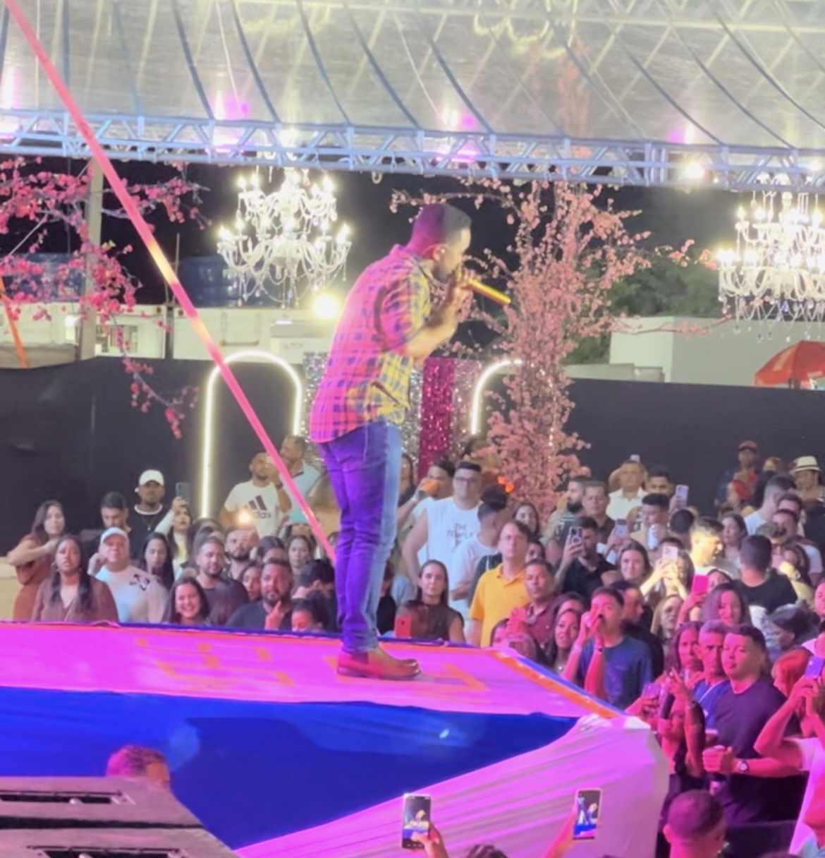 VÍDEO! Veja como foi o primeiro dia da 55ª Lavagem de Queimadas