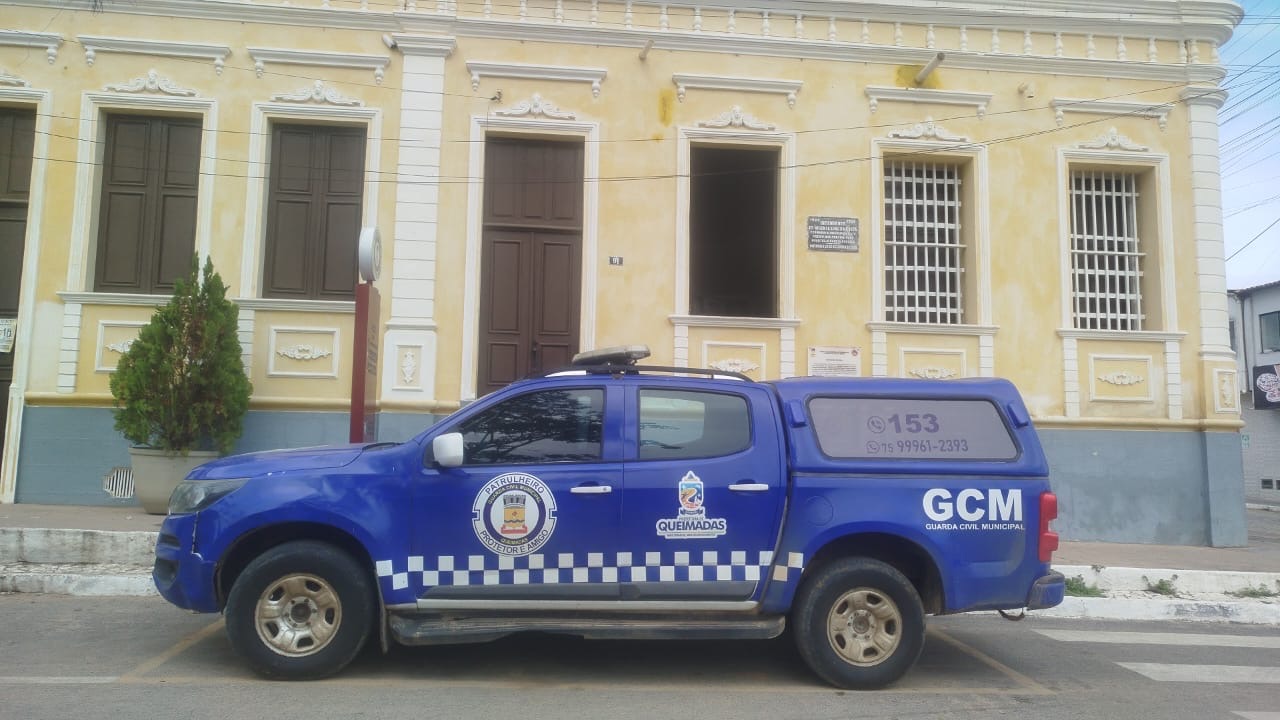 Homem é preso em Queimadas por agredir a companheira