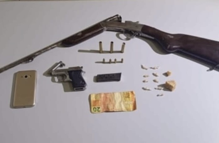 Rondesp na área: homem é preso com armas e drogas, em Queimadas