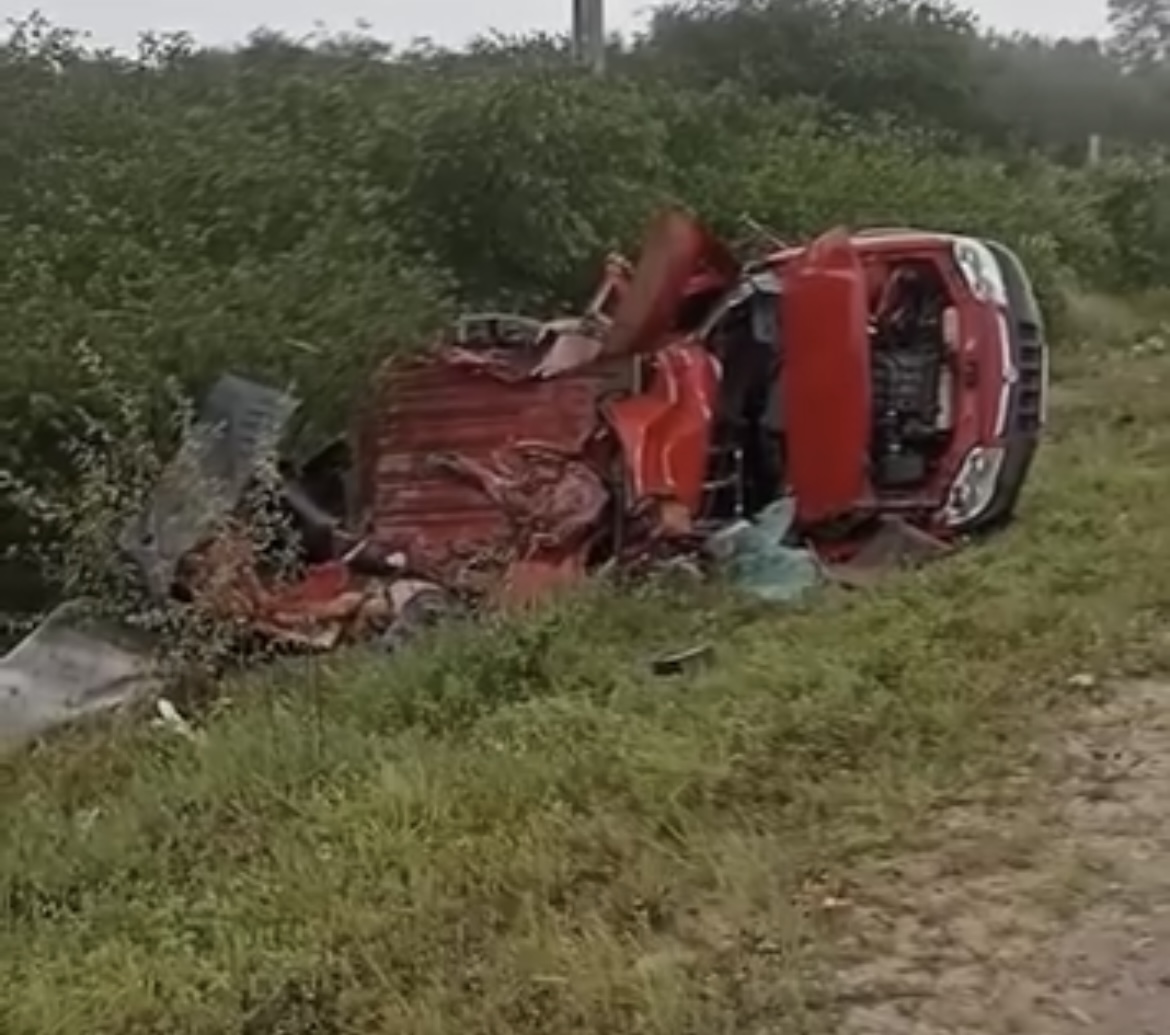 Tragédia na BA-120: dois morrem e cinco ficam feridos após batida na estrada