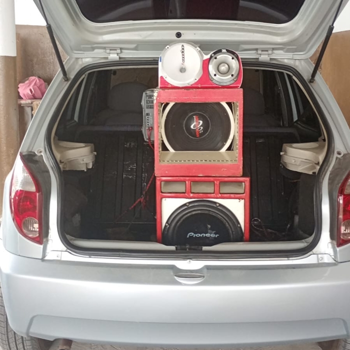 PM NELES! Som automotivo é apreendido em Queimadas durante festa, na madrugada