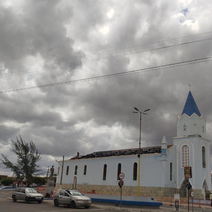 Queimadas, Nordestina, Santaluz e outras cidades estão em alerta por previsão de ventos fortes; LISTA