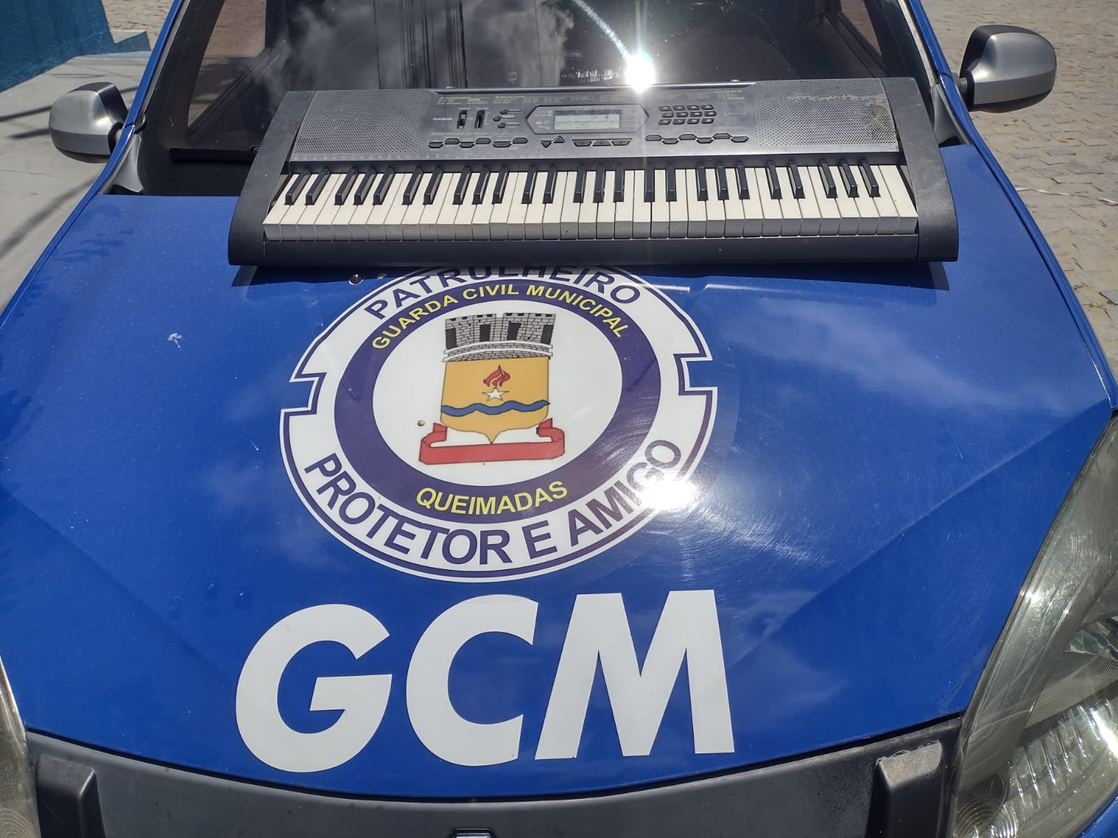 GCM recupera instrumento musical furtado, em Queimadas