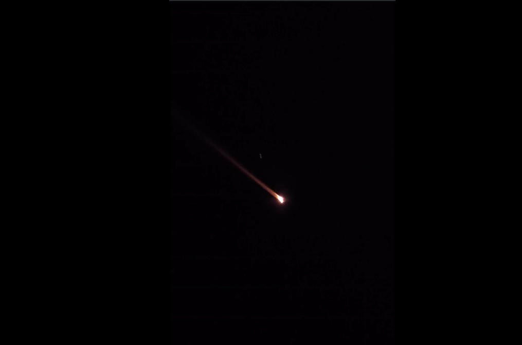 Luz misteriosa cortando o céu é também vista em cidades da região sisaleira. O que pode ter acontecido?