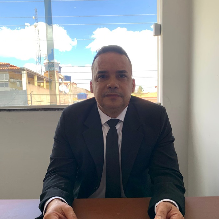 Lixo de milhões em Queimadas: Fábio Professor relembra problema na gestão André e promete fiscalização de novo contrato