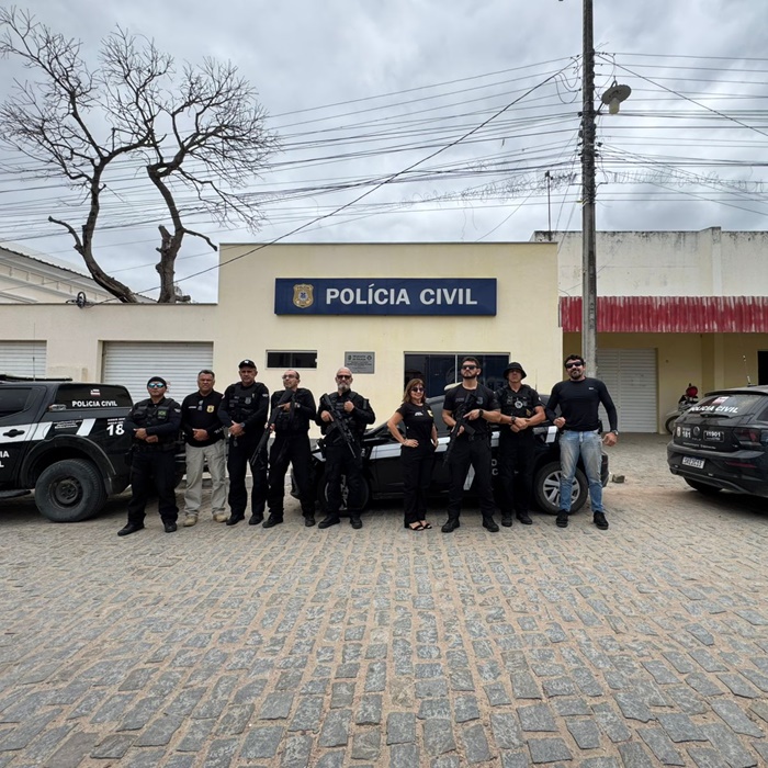 Cigano investigado por extorsão é preso com munição restrita em Queimadas