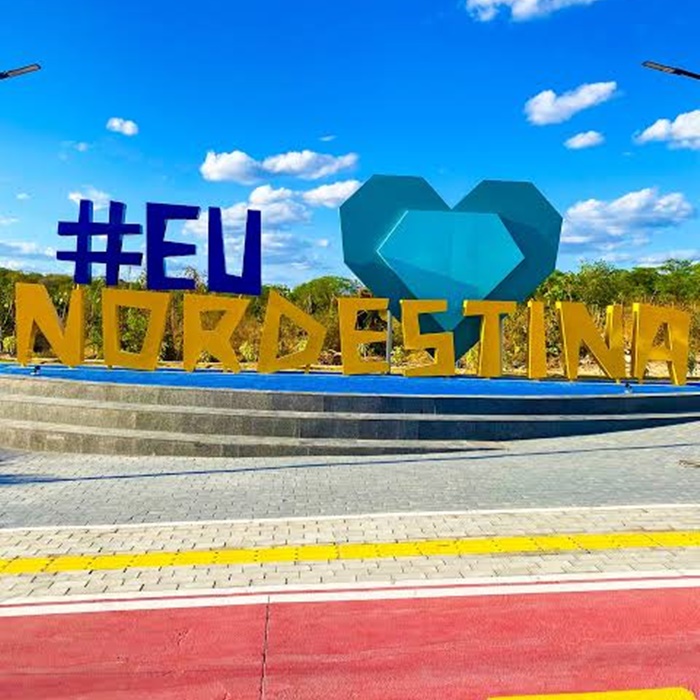 Fim de ano! Prefeitura de Nordestina celebra a magia do Natal e confirma atrações do Réveillon